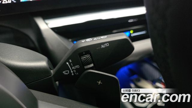 BMW 5-Series 2024 — photo 28