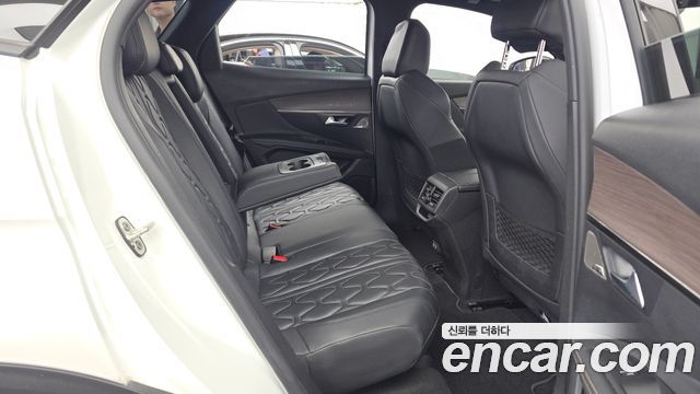 Peugeot 3008 2022 — photo 18