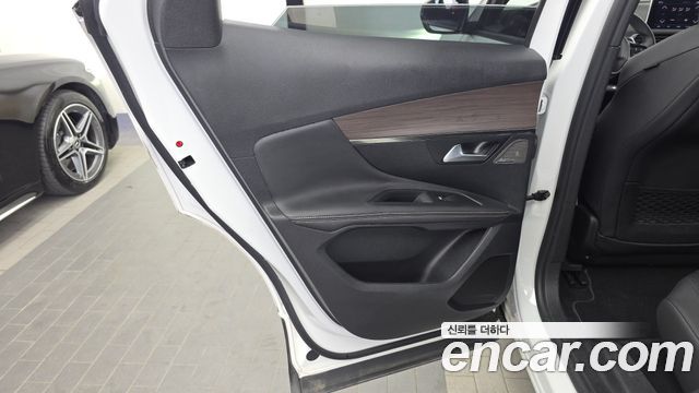 Peugeot 3008 2022 — photo 15