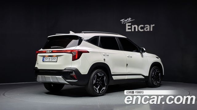 Kia Seltos 2023 — photo 2