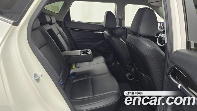 Kia Seltos 2023 — photo 17