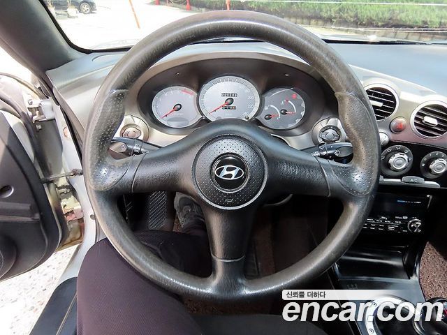 Hyundai Tiburon 2000 — photo 8