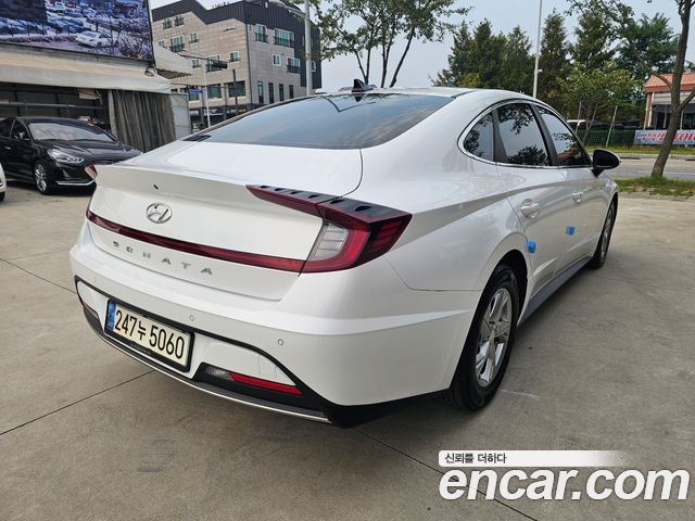 Hyundai Sonata 2022 — photo 4