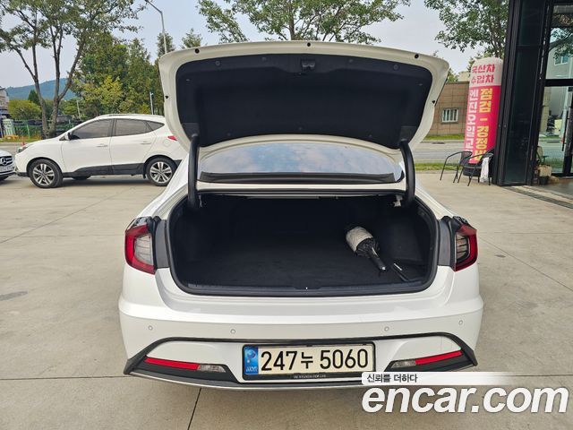 Hyundai Sonata 2022 — photo 6