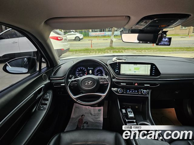 Hyundai Sonata 2022 — photo 9