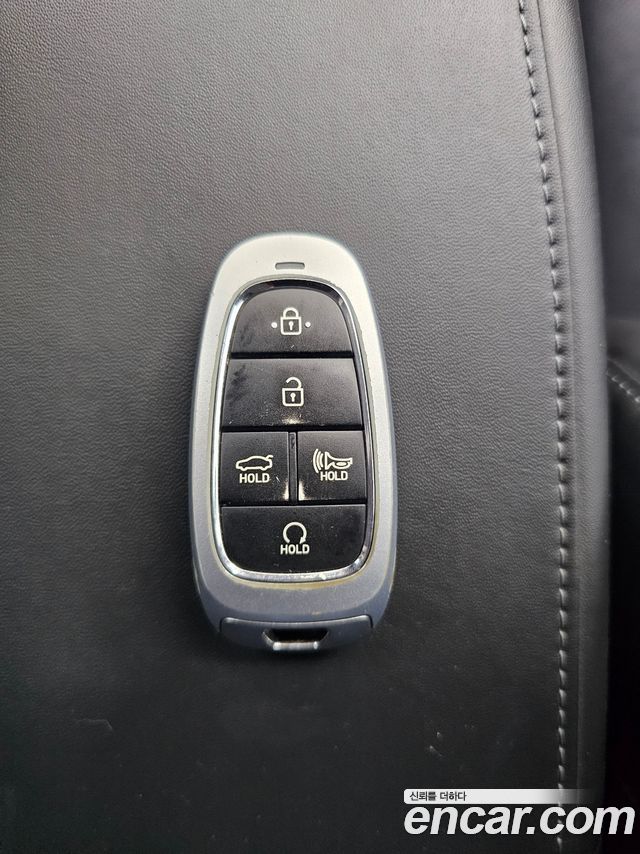 Hyundai Sonata 2022 — photo 17
