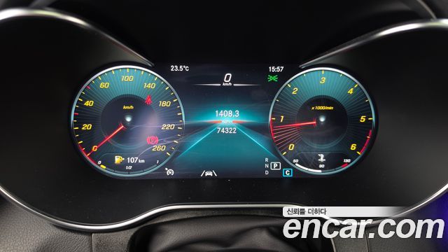 Mercedes-Benz GLC-Class 2020 — photo 11