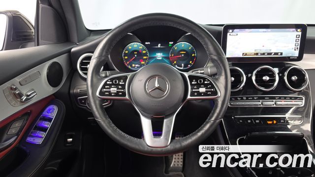 Mercedes-Benz GLC-Class 2020 — photo 19