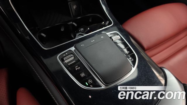 Mercedes-Benz GLC-Class 2020 — photo 33