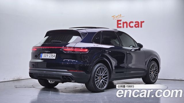 Porsche Cayenne 2019 — photo 2