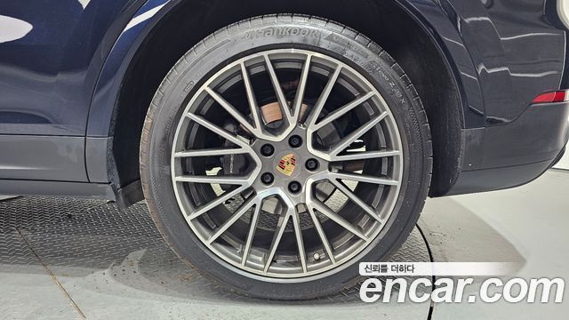 Porsche Cayenne 2019 — photo 5