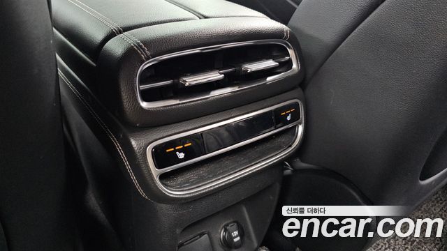 Genesis GV80 2020 — photo 25