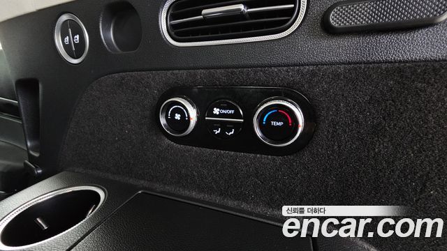 Genesis GV80 2020 — photo 32