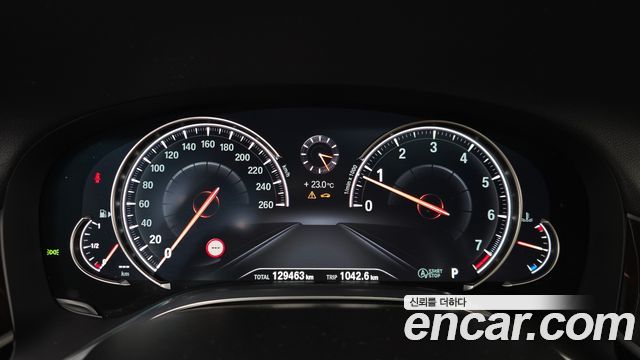 BMW 7-Series 2016 — photo 8