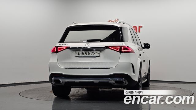 Mercedes-Benz GLE-Class 2019 — photo 4