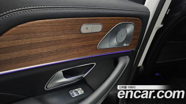 Mercedes-Benz GLE-Class 2019 — photo 25