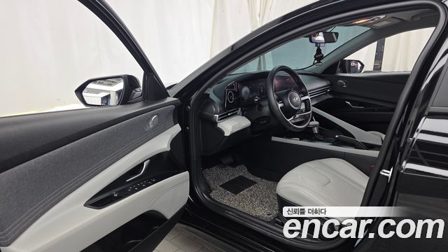 Hyundai AVANTE 2021 — photo 13