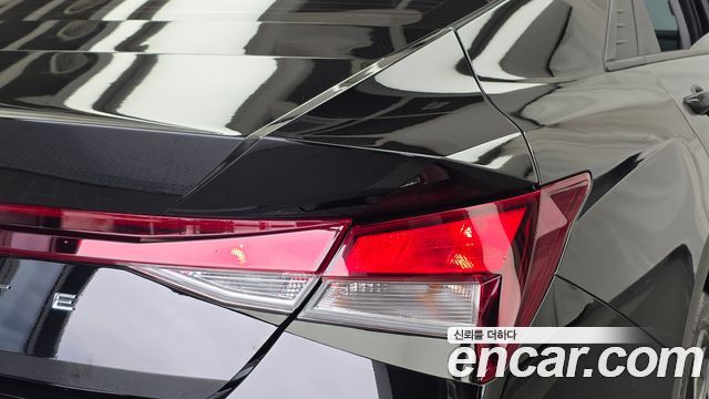 Hyundai AVANTE 2021 — photo 9