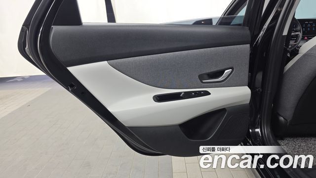 Hyundai AVANTE 2021 — photo 15