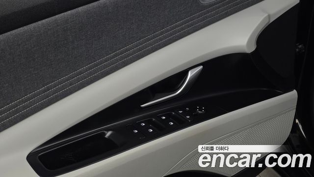 Hyundai AVANTE 2021 — photo 16