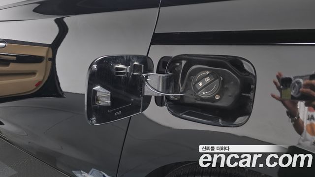 Kia Canival 2019 — photo 28