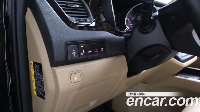 Kia Canival 2019 — photo 36