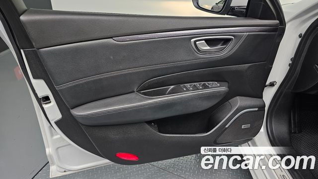 Renault Korea SM6 2016 — photo 14