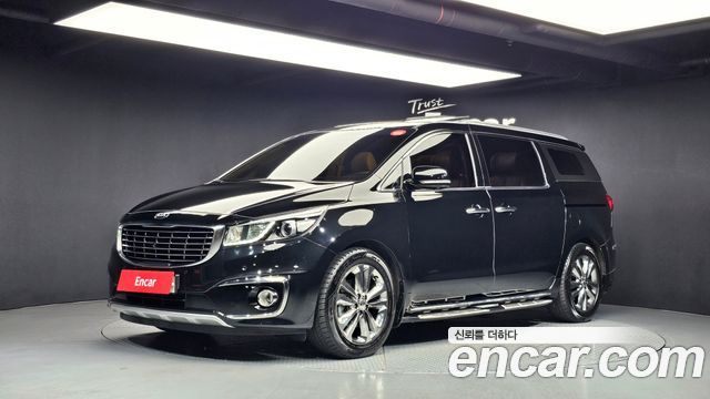 Kia Canival 2017 — photo 1