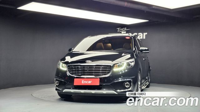 Kia Canival 2017 — photo 3