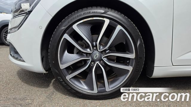 Renault Korea SM6 2017 — photo 5