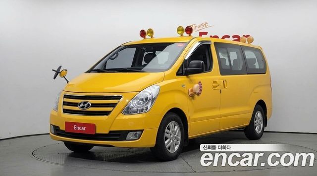 Hyundai Starex 2016 — photo 1