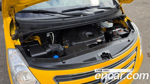 Hyundai Starex 2016 — photo 6