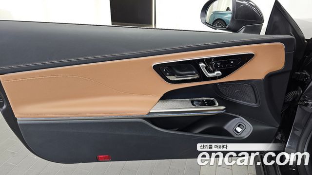 Mercedes-Benz CLE-Class 2025 — photo 14