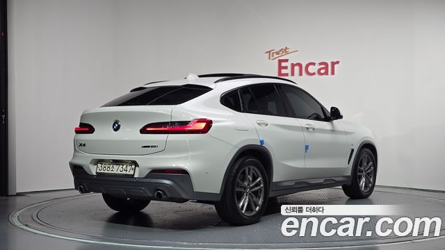 BMW X4 2020 — photo 2