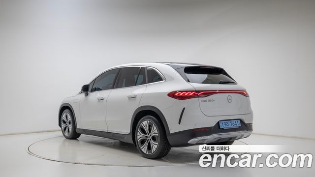 Mercedes-Benz EQE 2026 — photo 2