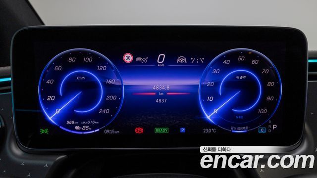 Mercedes-Benz EQE 2026 — photo 8
