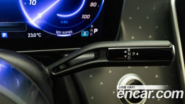 Mercedes-Benz EQE 2026 — photo 9