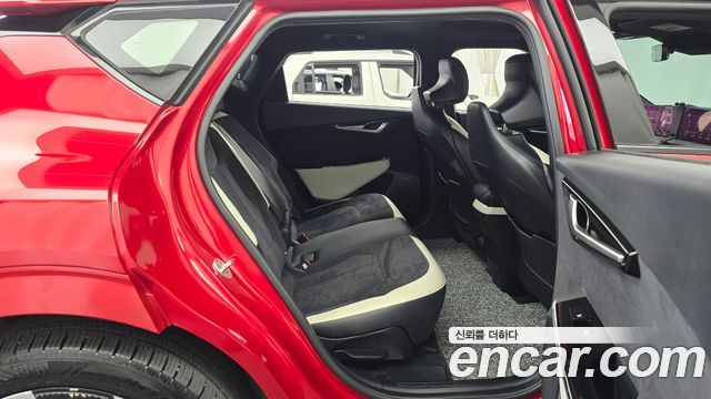 Kia EV6 2022 — photo 17