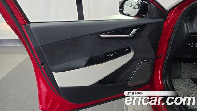 Kia EV6 2022 — photo 14