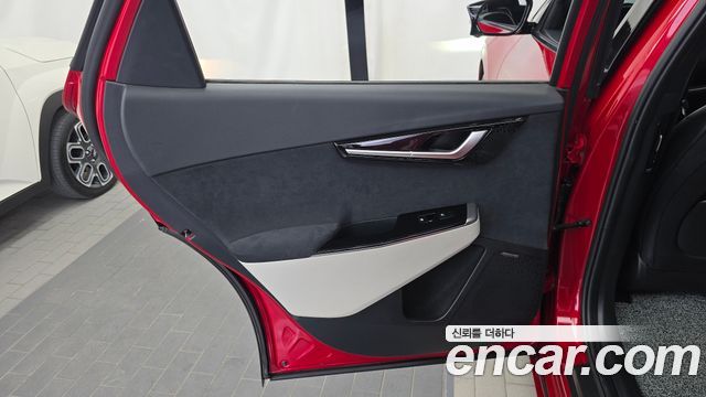 Kia EV6 2022 — photo 15