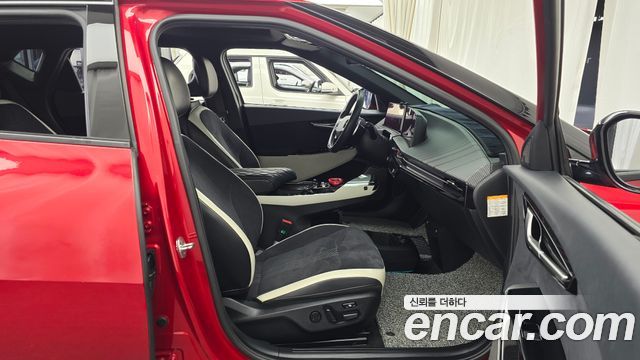 Kia EV6 2022 — photo 16