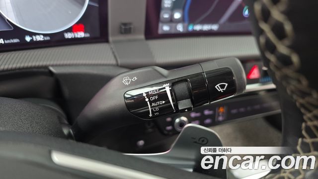 Kia EV6 2022 — photo 28