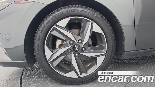 Hyundai AVANTE 2021 — photo 5
