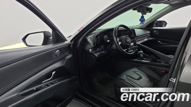 Hyundai AVANTE 2021 — photo 13