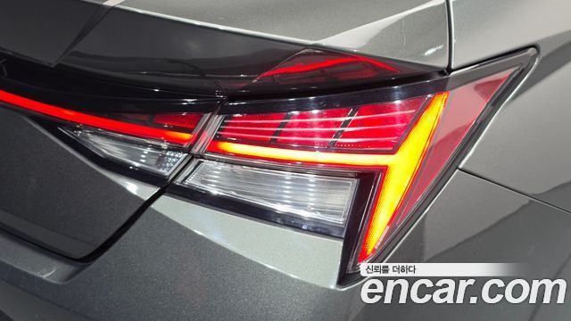 Hyundai AVANTE 2021 — photo 9