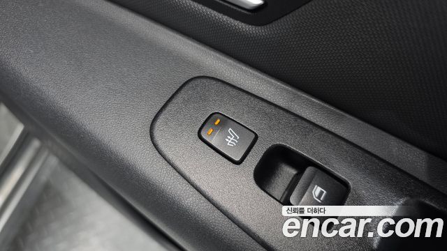 Hyundai AVANTE 2021 — photo 29