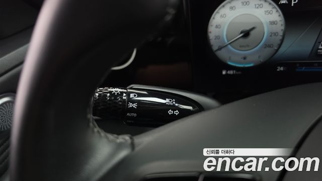 Hyundai AVANTE 2021 — photo 30