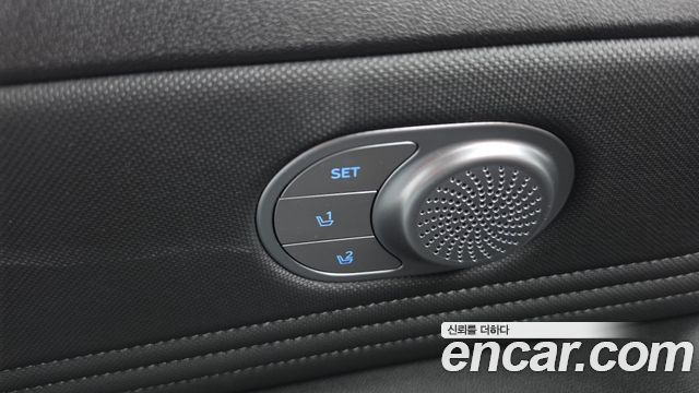 Hyundai AVANTE 2021 — photo 35