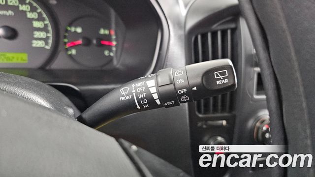 Hyundai Starex 2015 — photo 17