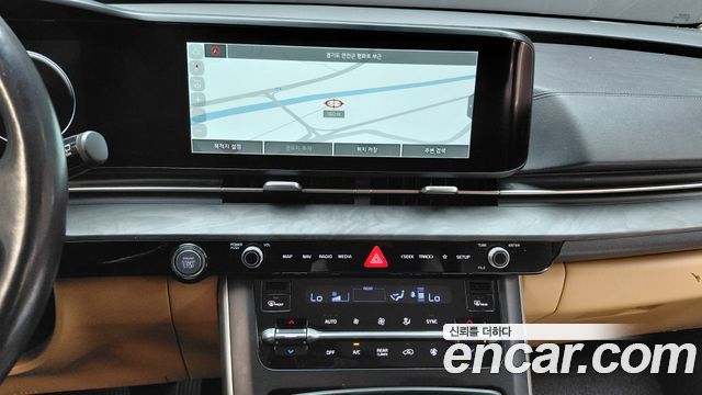 Kia Canival 2023 — photo 20